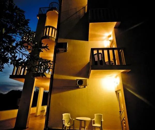 Ibolja Appartement